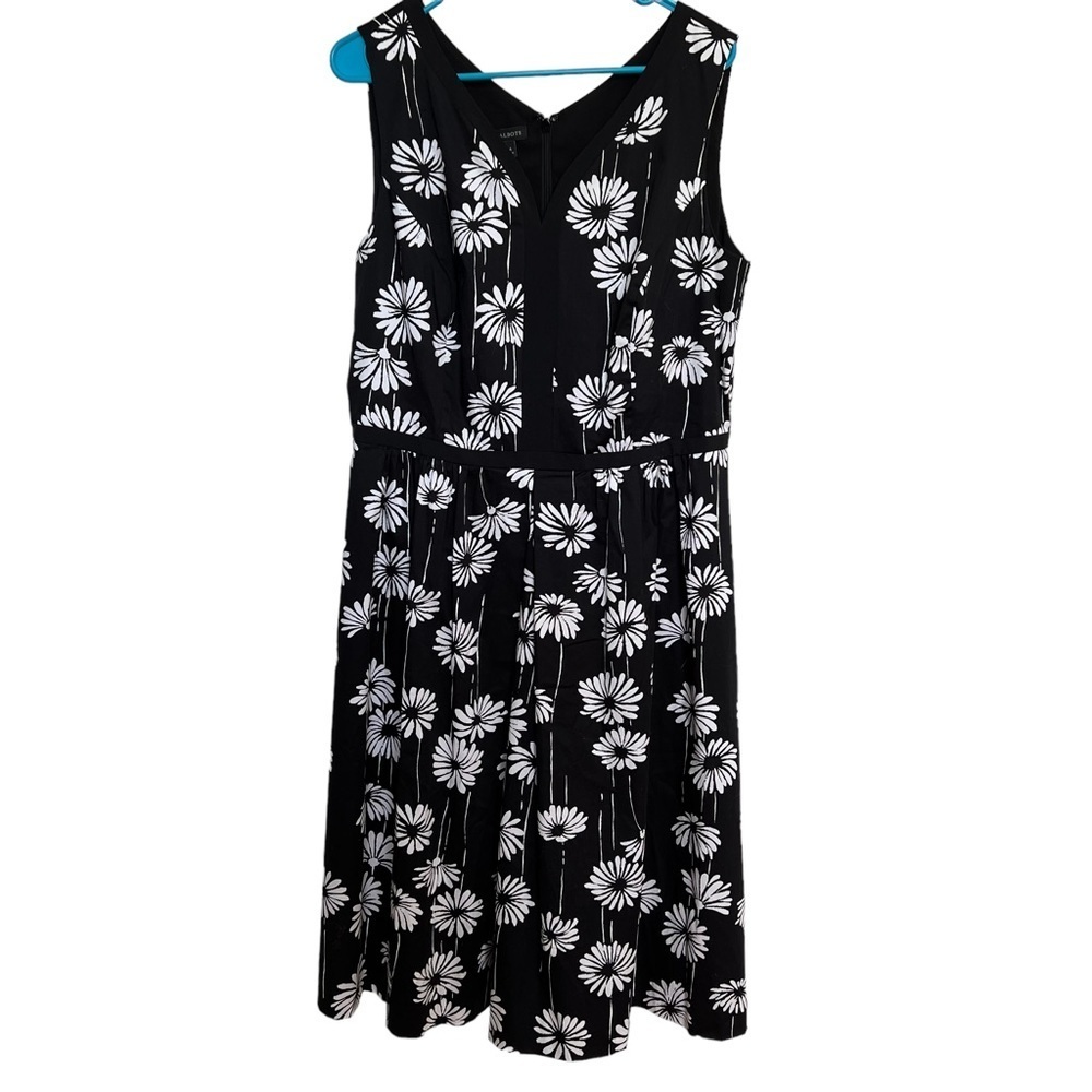 Talbots Black & White Floral Sleeveless Dress